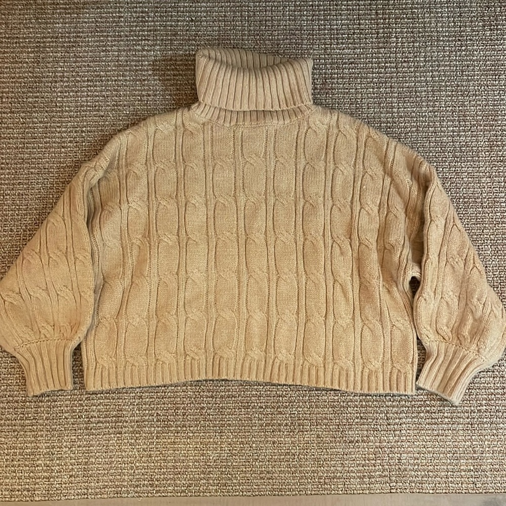 Truth Cable Knit Chunky Boxy Turtle Neck Sweater Small